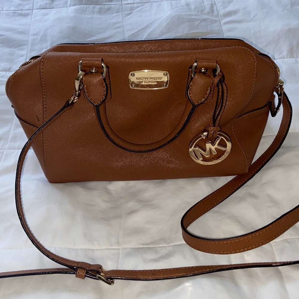 MK PURSE !